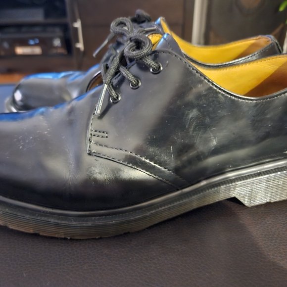 Dr. Marten shoes - Picture 2 of 8